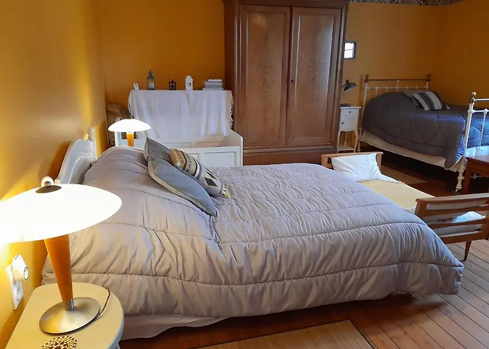 Au Coeur De L'orne- D'hotes Frühstückspension *